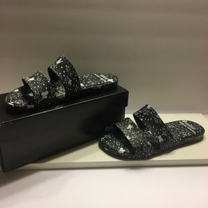 Black and white Mickey and Minnie jelly slides